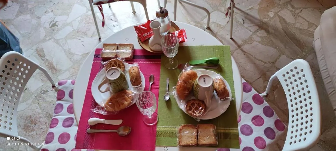 Couette-café Magione Apartment&Rooms Palerme Italie