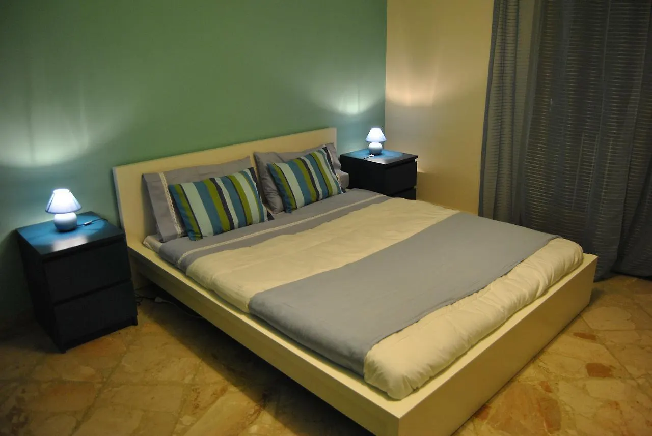 Magione Apartment&Rooms Palerme Couette-café